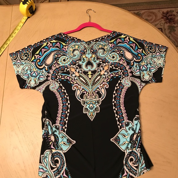 Top - Picture 5 of 7